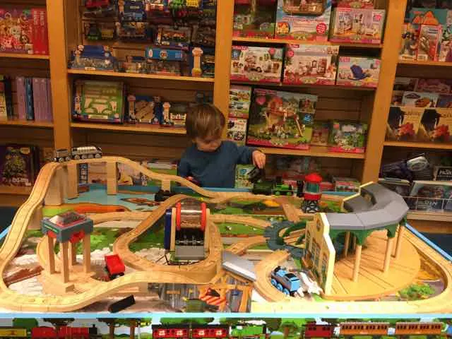 free indoor play area at Barnes and Noble