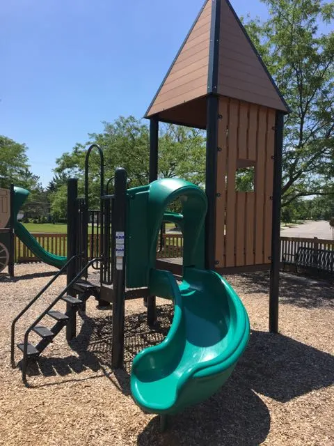 toddler play structure at Planet Westerville Park, columbus Ohio.