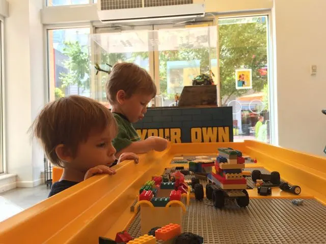 free indoor play at the LEGO store, Columbus, Ohio 