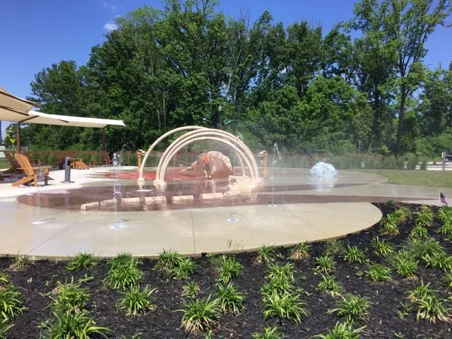 Spray and Play splash pad at Veteran's Park in Delaware