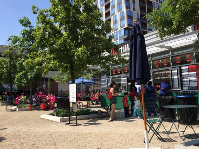 6 Ways to Enjoy Columbus Commons this Summer