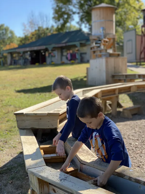 Two boys gem mining at Olentangy Indian Caverns