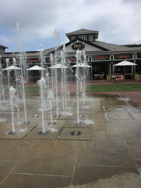 fountains at Easton Town Center