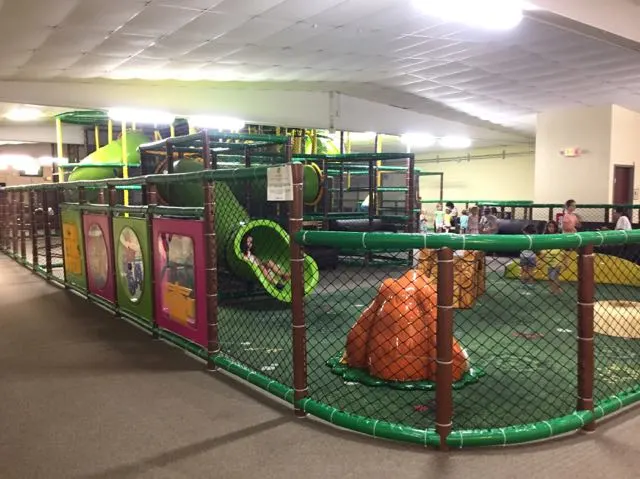 things to do with toddlers, play area at fun in the jungle