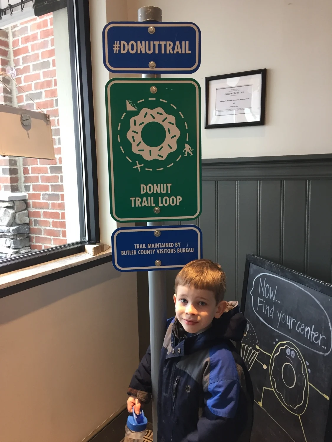 donut trail sign