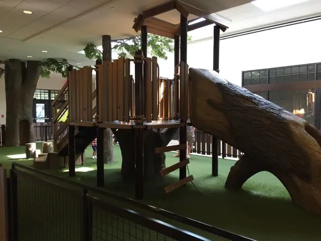 indoor play area at the shops at worthington place