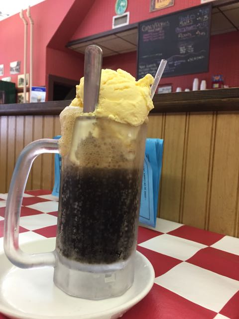 root beer float at Big Ed's Main Street Soda Grill in Vermilion, Ohio