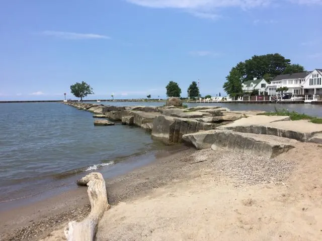 lake erie beach in Vermilion Ohio
