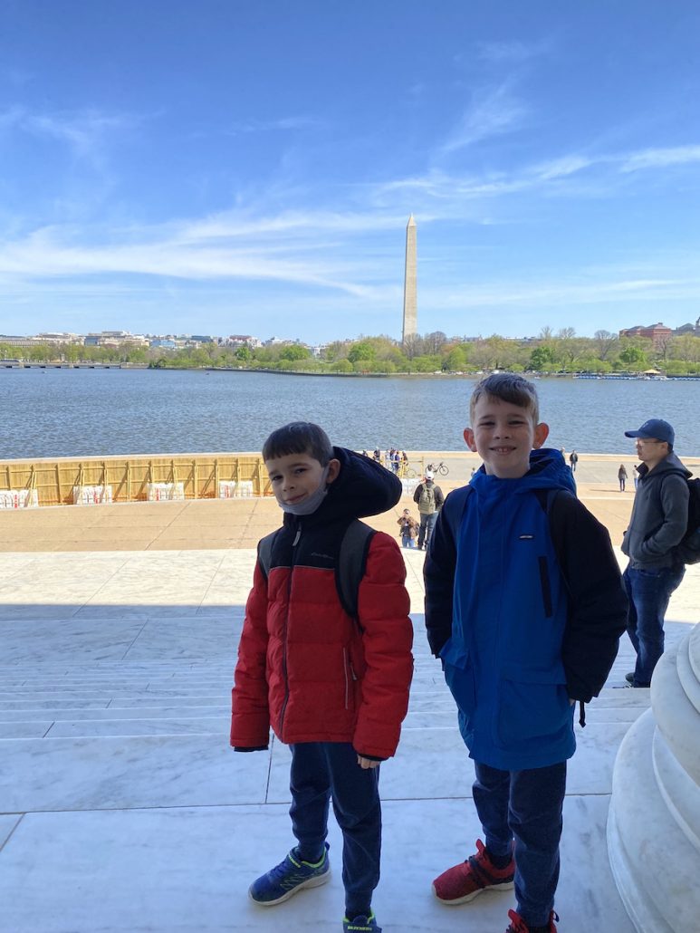 Tips for visiting Washington, D.C. with Kids includes visiting the well known monuments like the Jefferson Memorial and the Washington Monument.