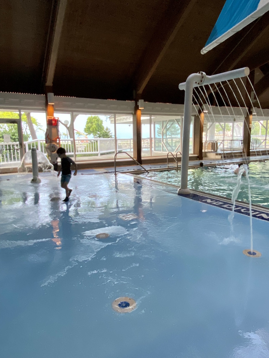 Indoor pool at Maumee Bay State Park Lodge.